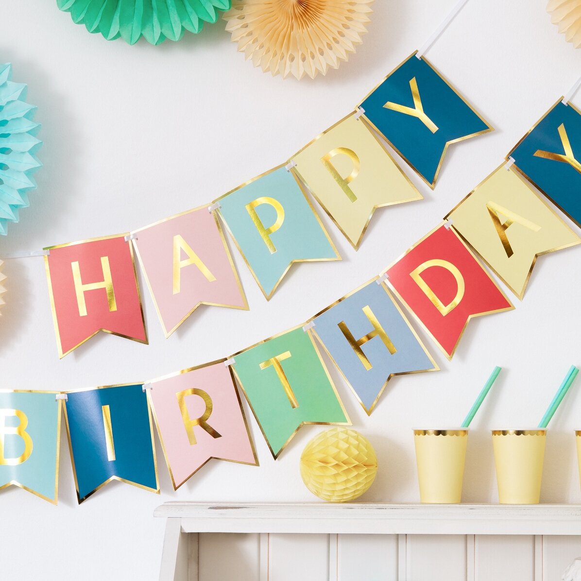 Cartel de «Feliz cumpleaños»