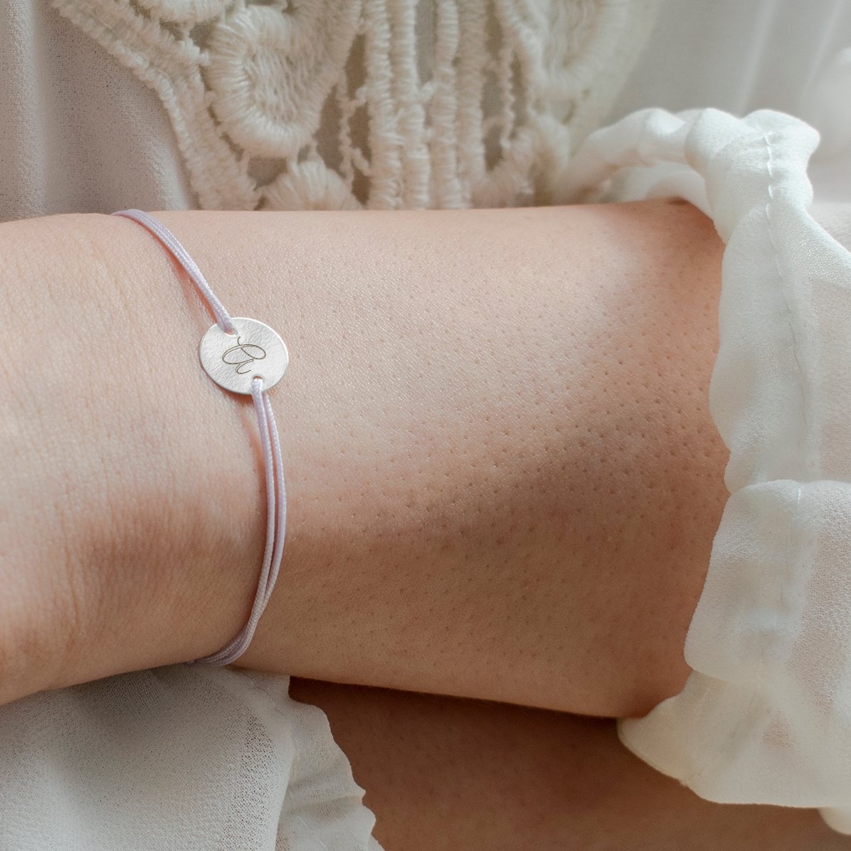 Pulsera con cordón personalizada - moneda de 10 mm - plata 925 - modelo con inicial 3