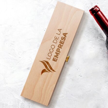 Caja de vino personalizada con logotipo