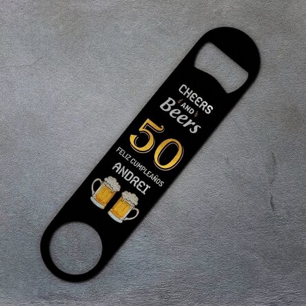 Abrecerras personalizado - ¡Salud y cervezas para ti!