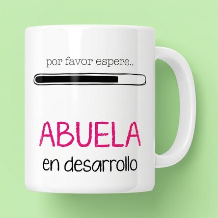 Taza personalizada con texto: «Abuela en ciernes»
