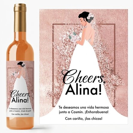 Vino personalizado con un mensaje para la futura novia