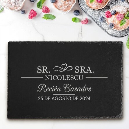 Placa de pizarra grabada y personalizada con el texto «Just married»
