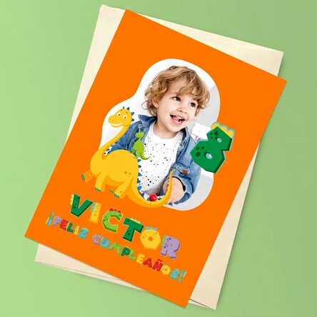 Tarjeta magnética personalizada con una foto, un número y un texto - Dinosaurio