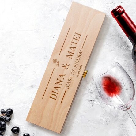 Caja de vino personalizada - Recién casados