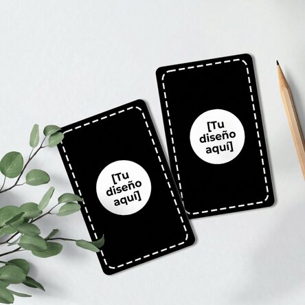 Tarjeta de aluminio personalizada por ambas caras con tu diseño en formato vertical
