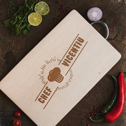 Tabla de cortar personalizada con texto: «Chef profesional»