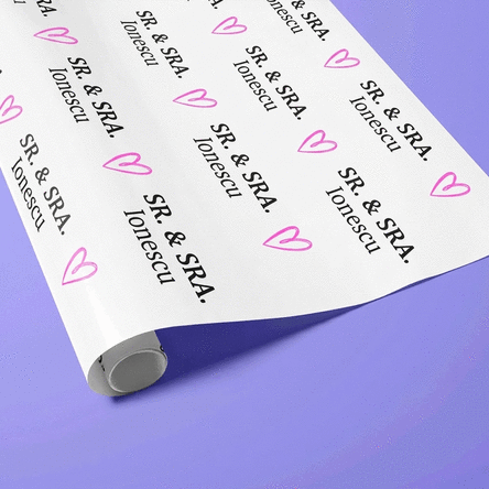 Papel de regalo personalizado con texto: «Mr. & Mrs.»