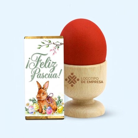 Set de regalo de Pascua con un soporte para huevos personalizado y una mini tableta de chocolate