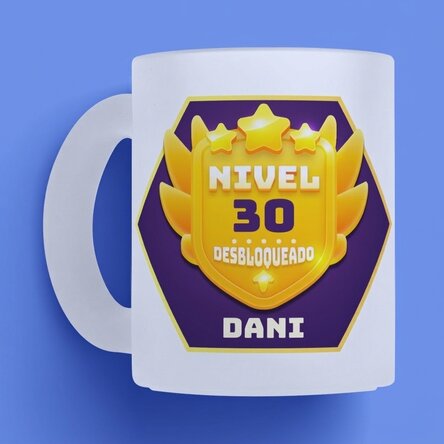 Taza personalizada con texto para un cumpleaños - Level Unlocked