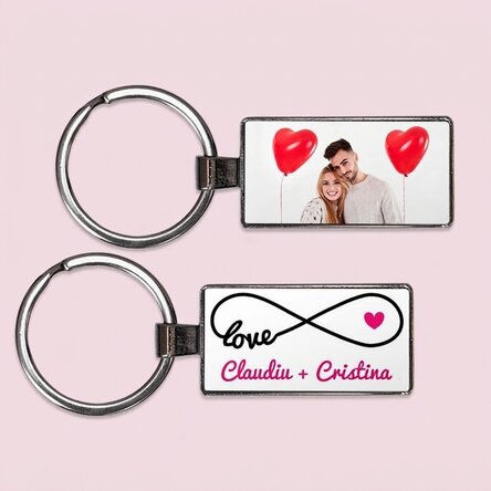 Llavero personalizado con una foto y un texto - modelo «infinity love»