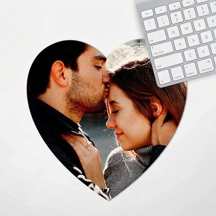 Alfombrilla de ratón con forma de corazón personalizada con una foto