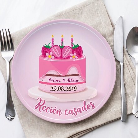 Plato personalizado con texto: «Just married»