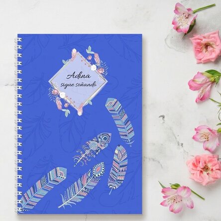 Cuaderno personalizado con texto: «Keep dreaming»