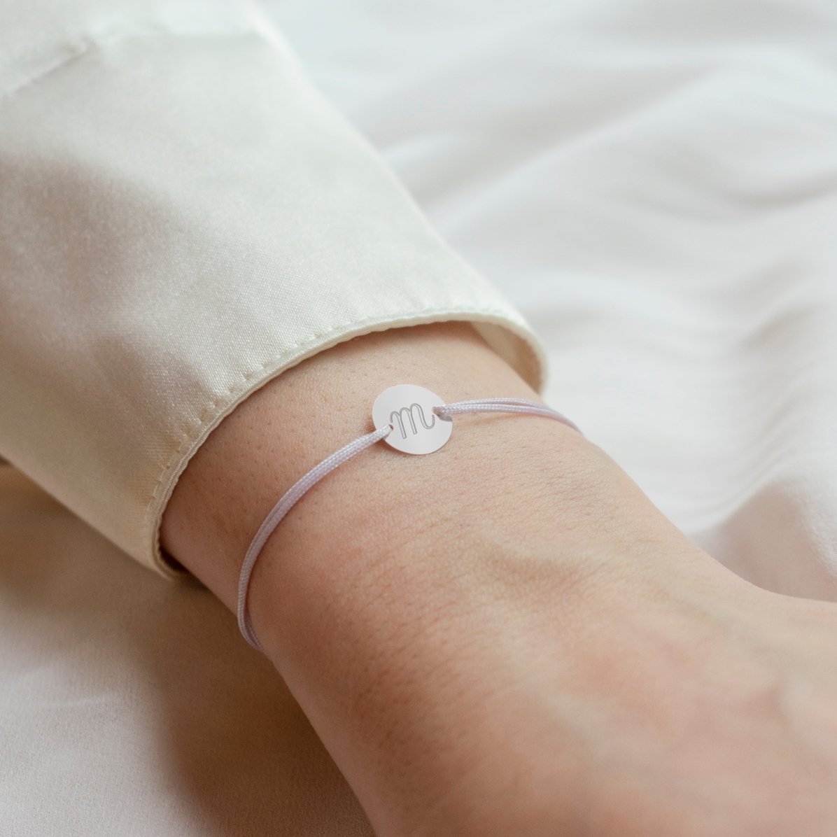 Pulsera con cordón personalizada - moneda de 10 mm - plata 925 - modelo con inicial