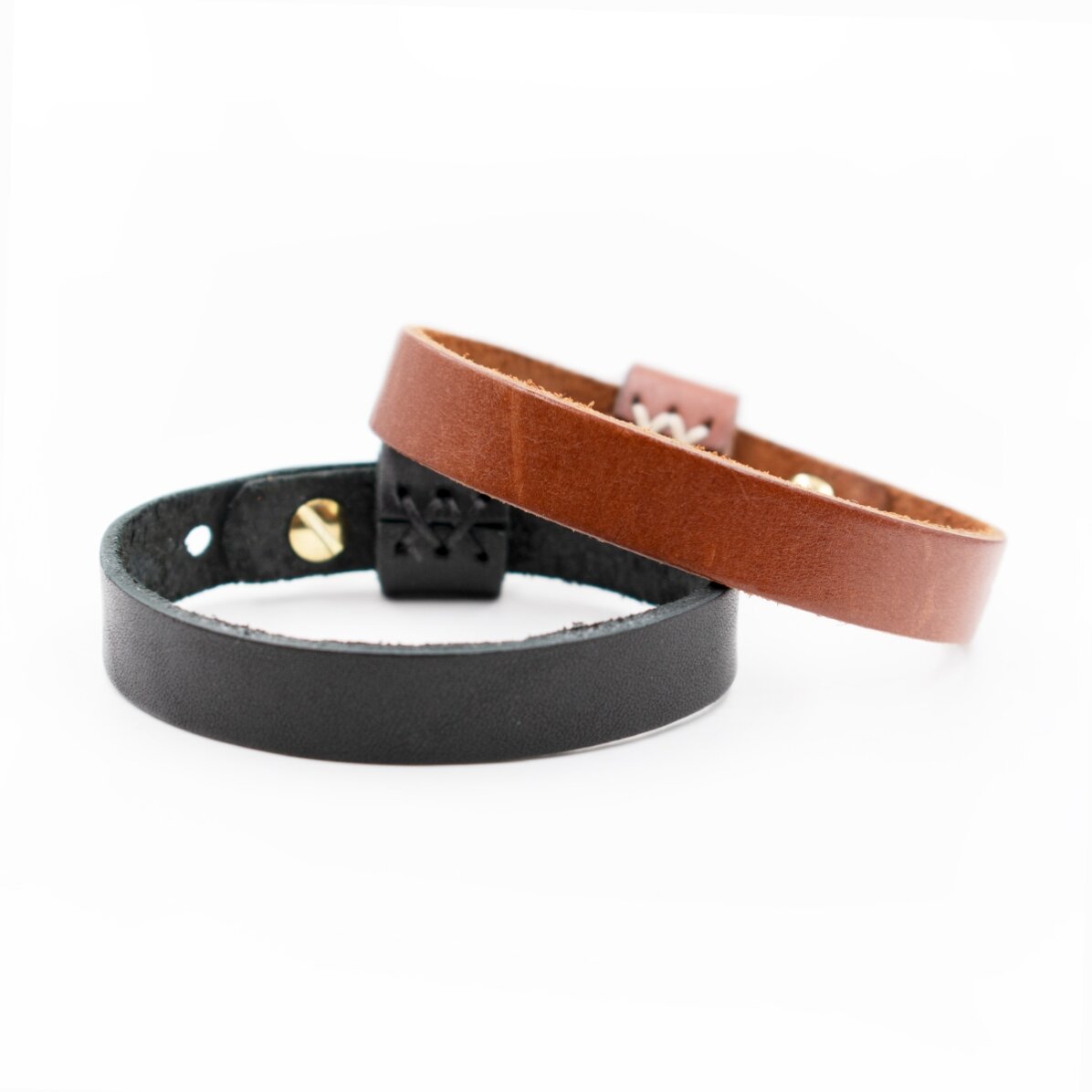 Pulsera de piel personalizada con iniciales y el signo del zodiaco Tauro