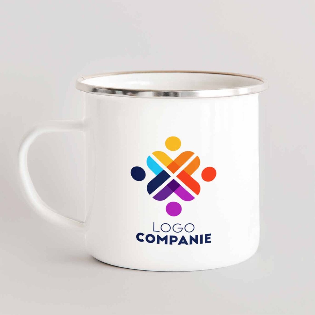 Taza metálica esmaltada personalizada con logotipo y nombre