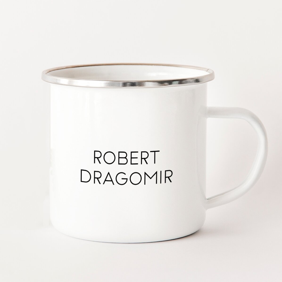 Taza metálica esmaltada personalizada con logotipo y nombre