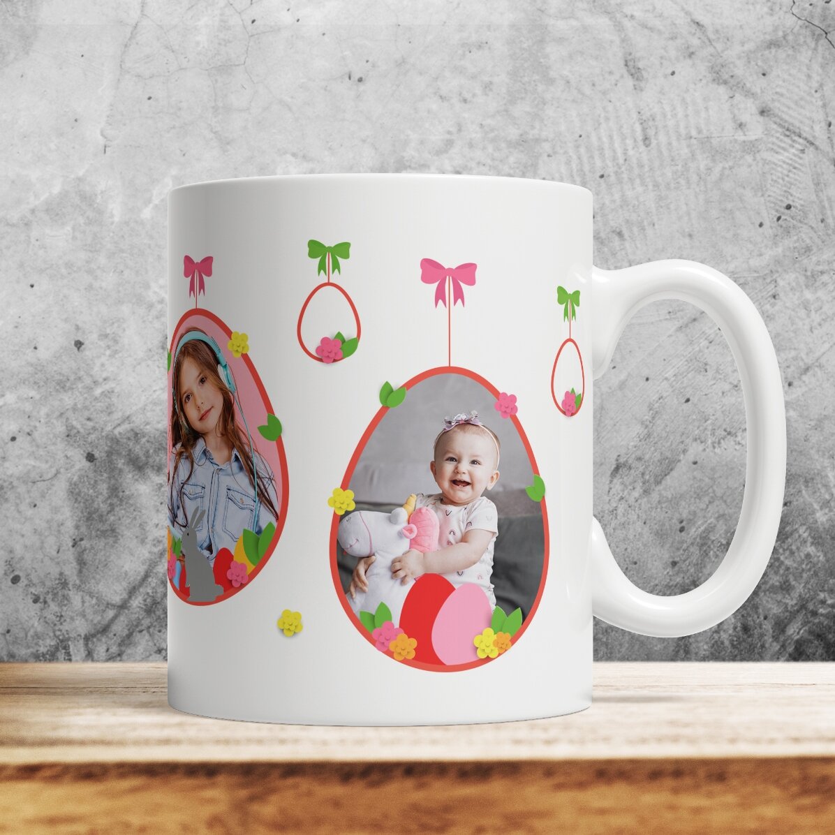 Taza personalizada con 2 fotos y texto: «Feliz Pascua»