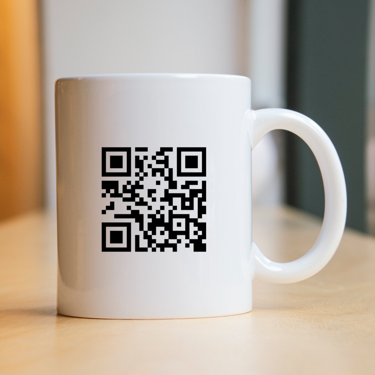 Personalised mug with QR code
