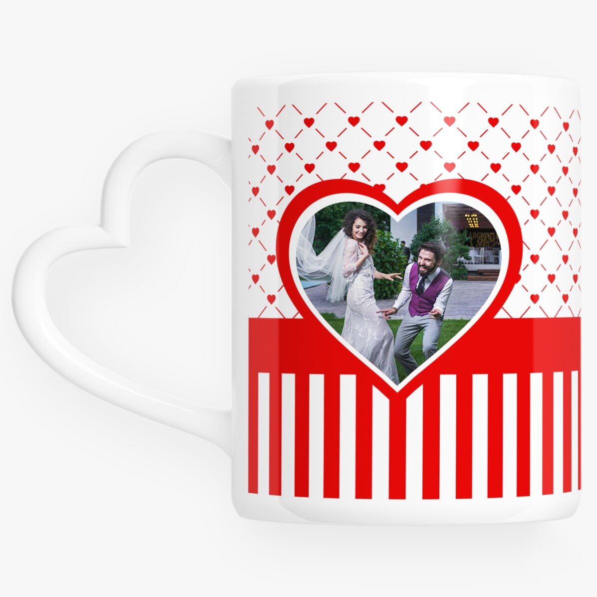Taza personalizada #love con una foto y un texto - modelo con asa en forma de corazón