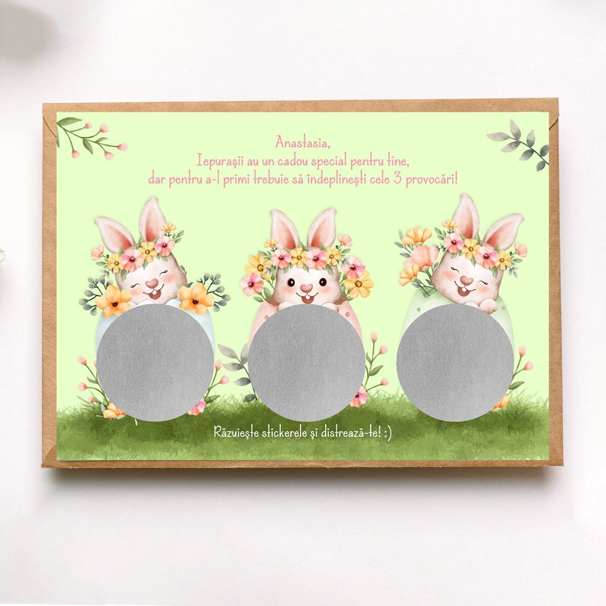 Tarjeta rasca y gana personalizada con mensaje de Pascua: «Los retos del conejito»