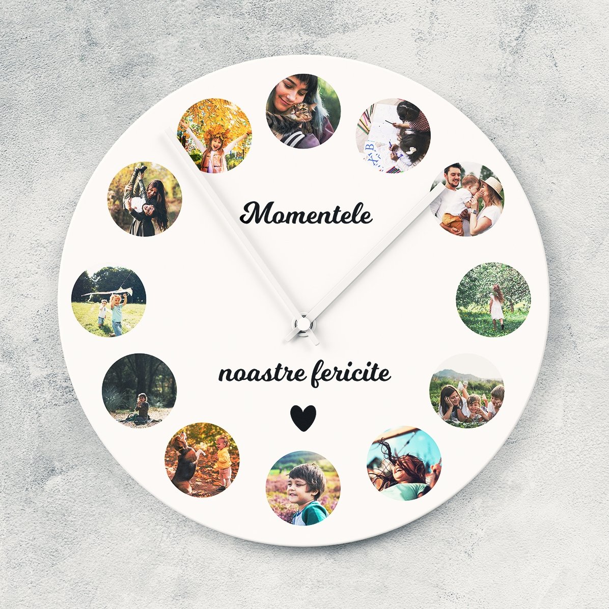 Reloj personalizado con 12 fotos - Nuestros momentos