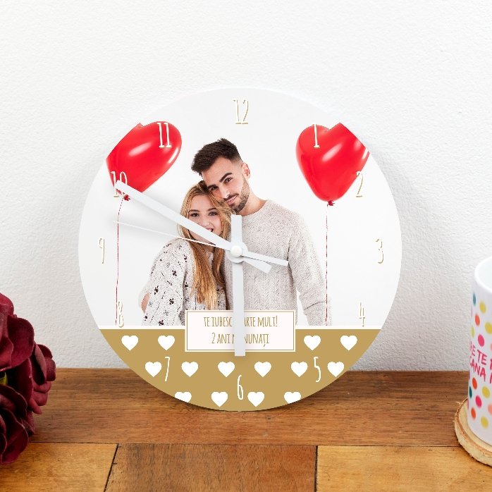 Reloj personalizado con una foto, un texto y números