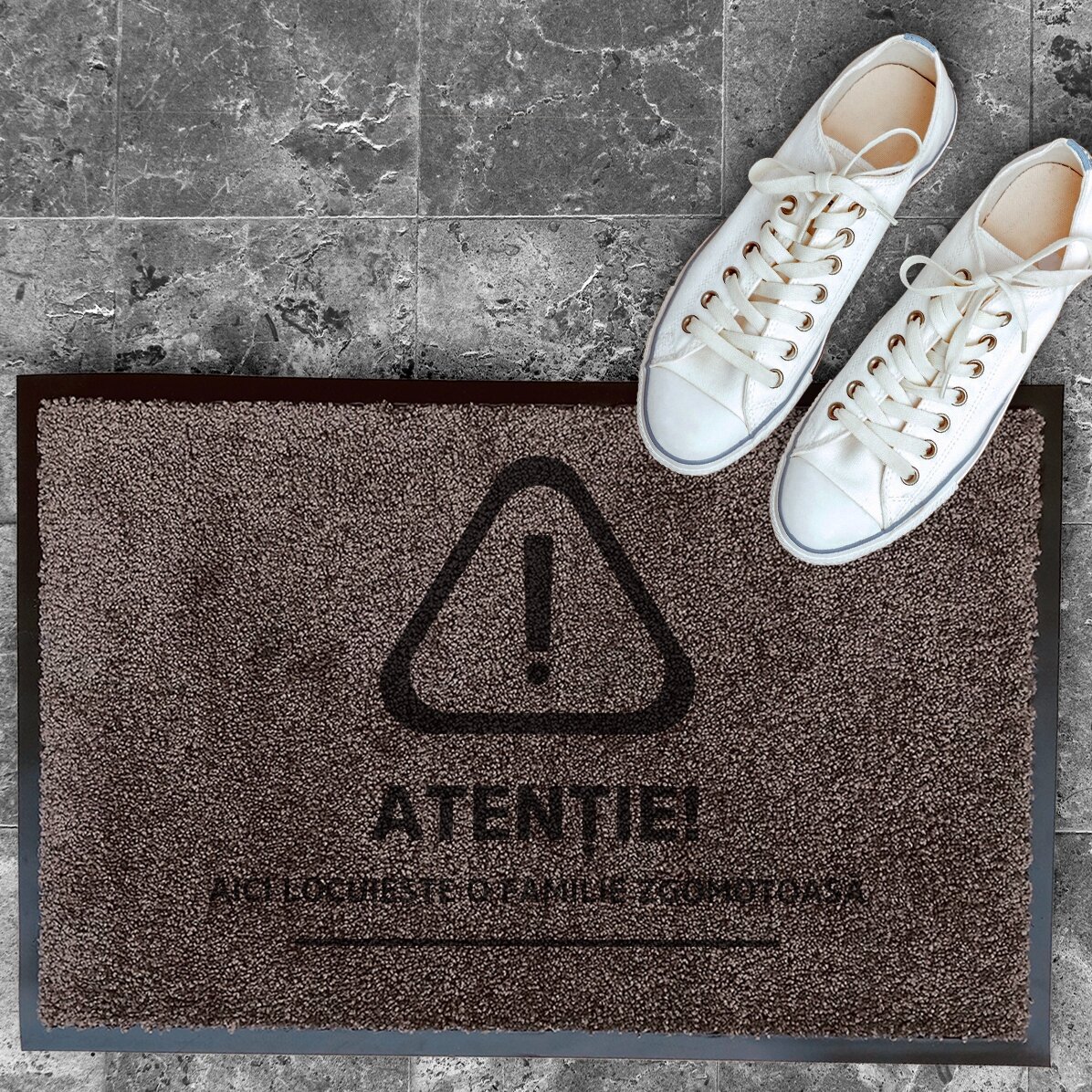 Alfombra de entrada para interiores personalizada - ¡Atención!