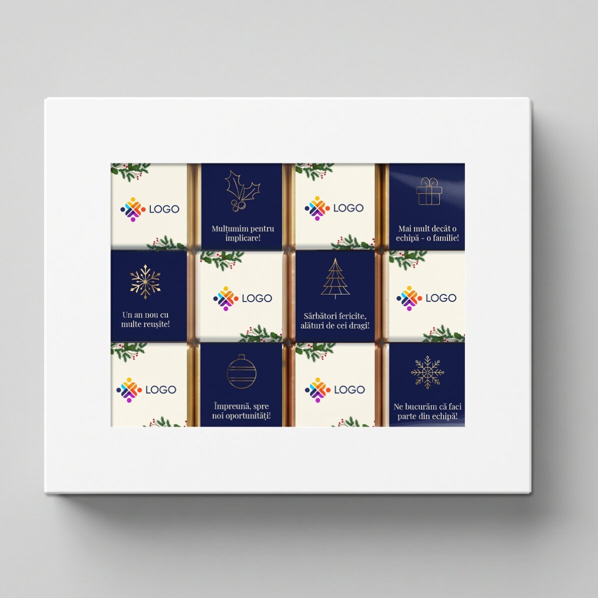 Caja de regalo con 12 minichocolates personalizados con logotipo y mensaje navideño