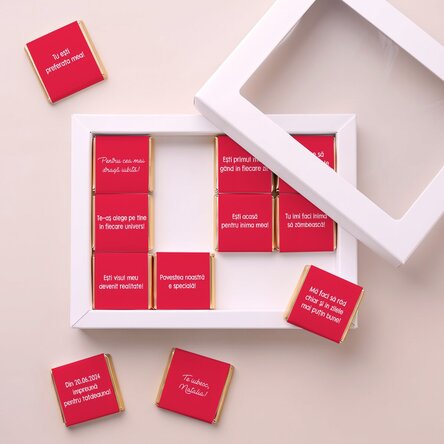 Caja de regalo con 12 minichocolates personalizados con mensajes