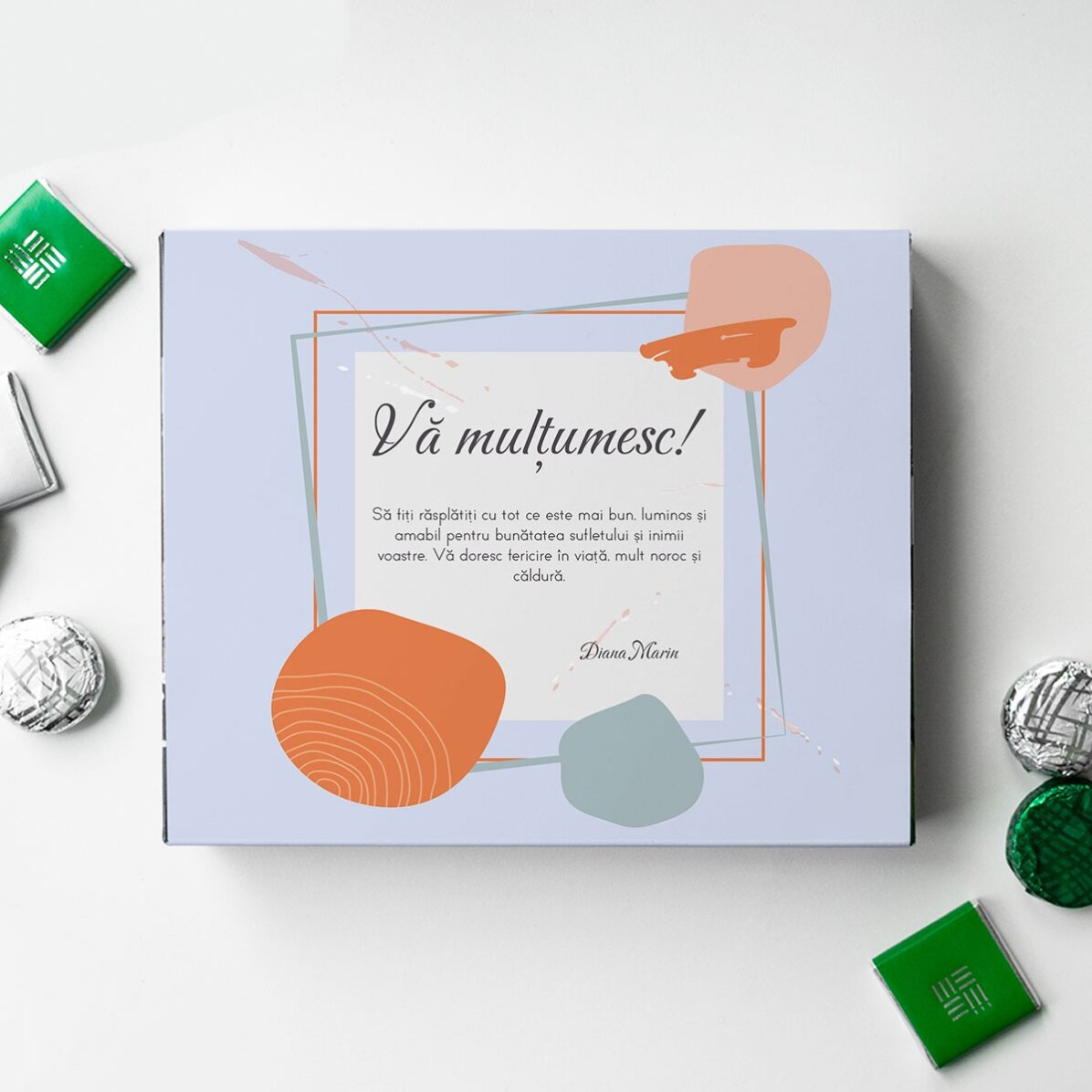 Caja de bombones personalizada con un mensaje de agradecimiento