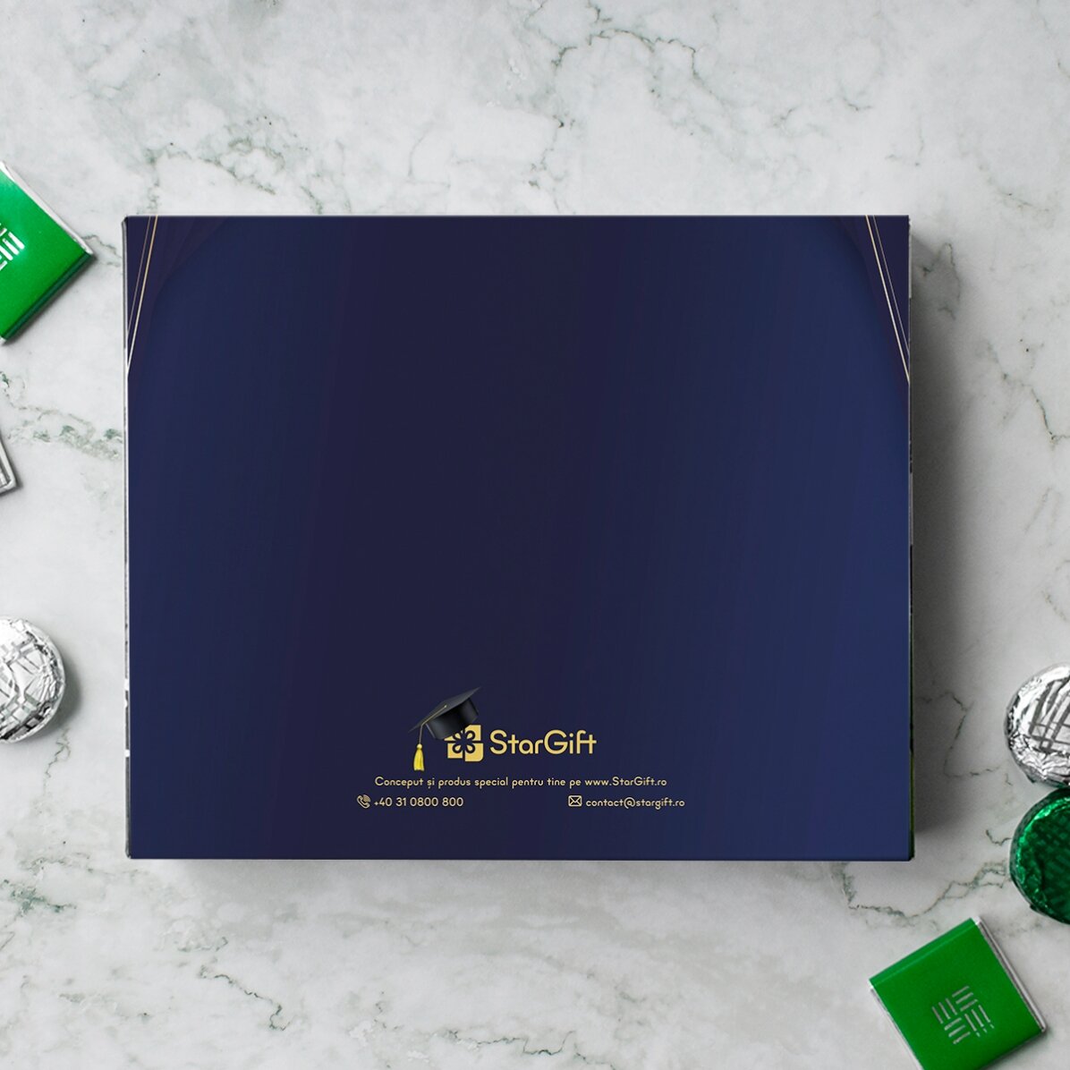 Caja de bombones personalizada con una foto y un mensaje de graduación