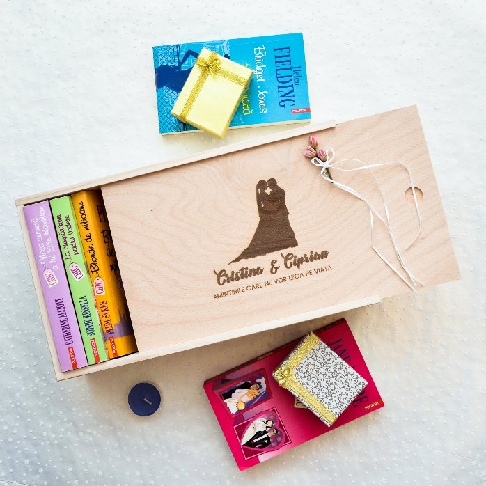 Caja de regalo personalizada de madera - Nuestros recuerdos