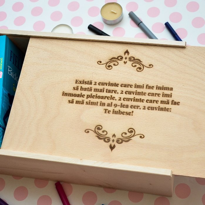 Caja de regalo personalizada de madera con mensaje