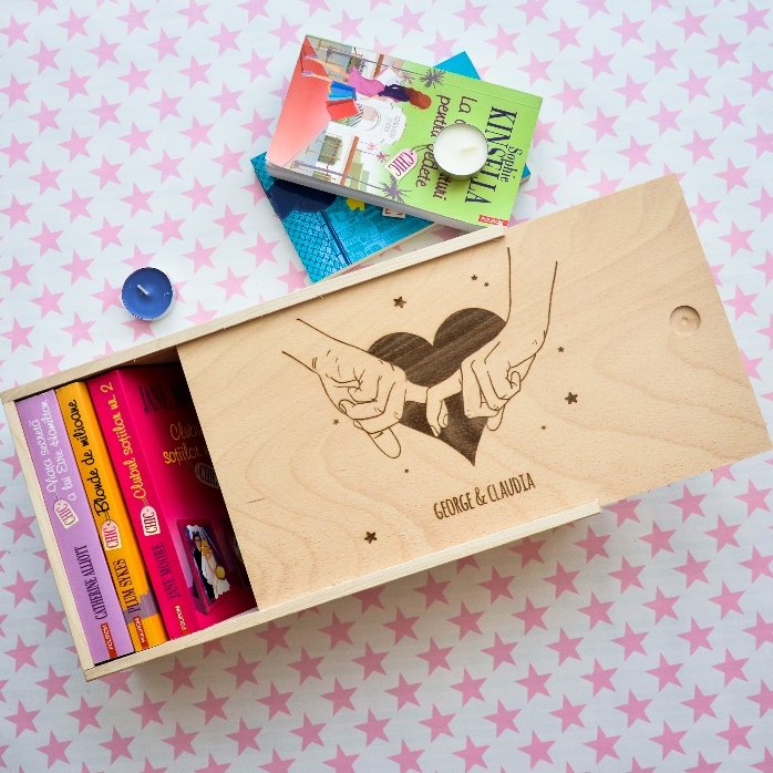 Caja de regalo personalizada de madera - Una historia para dos