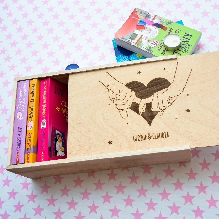 Caja de regalo personalizada de madera - Una historia para dos