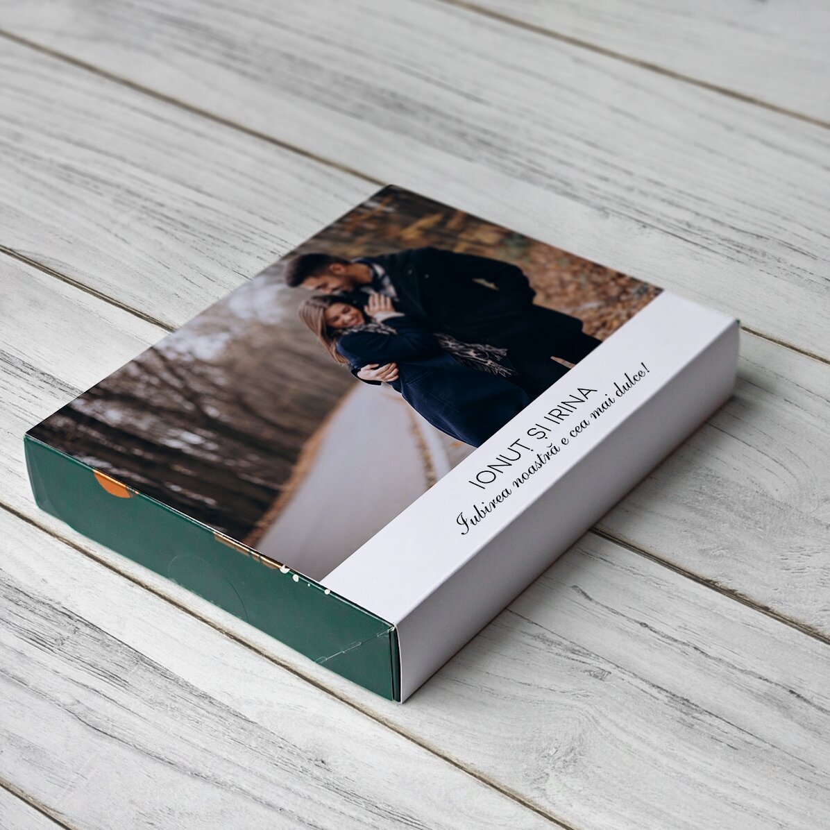 Caja de bombones personalizada con una foto y un texto