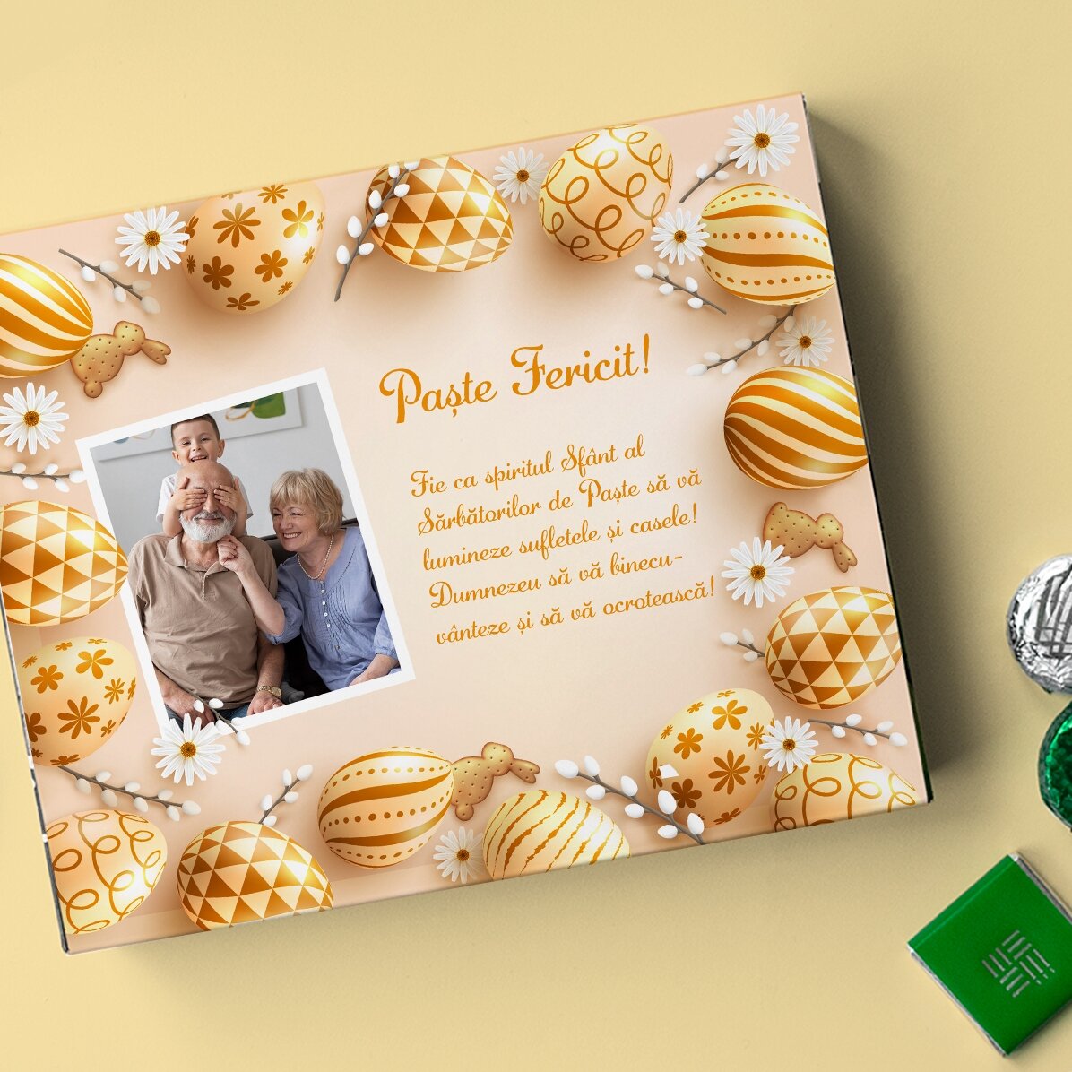 Caja de bombones personalizada con una foto y un mensaje: ¡Feliz Pascua!