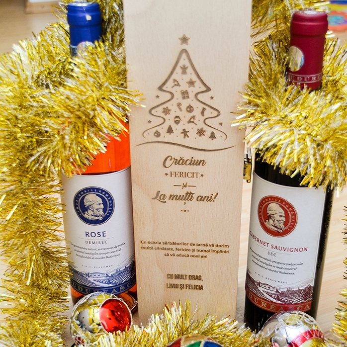 Caja de vino personalizada: ¡Feliz Navidad y próspero Año Nuevo!