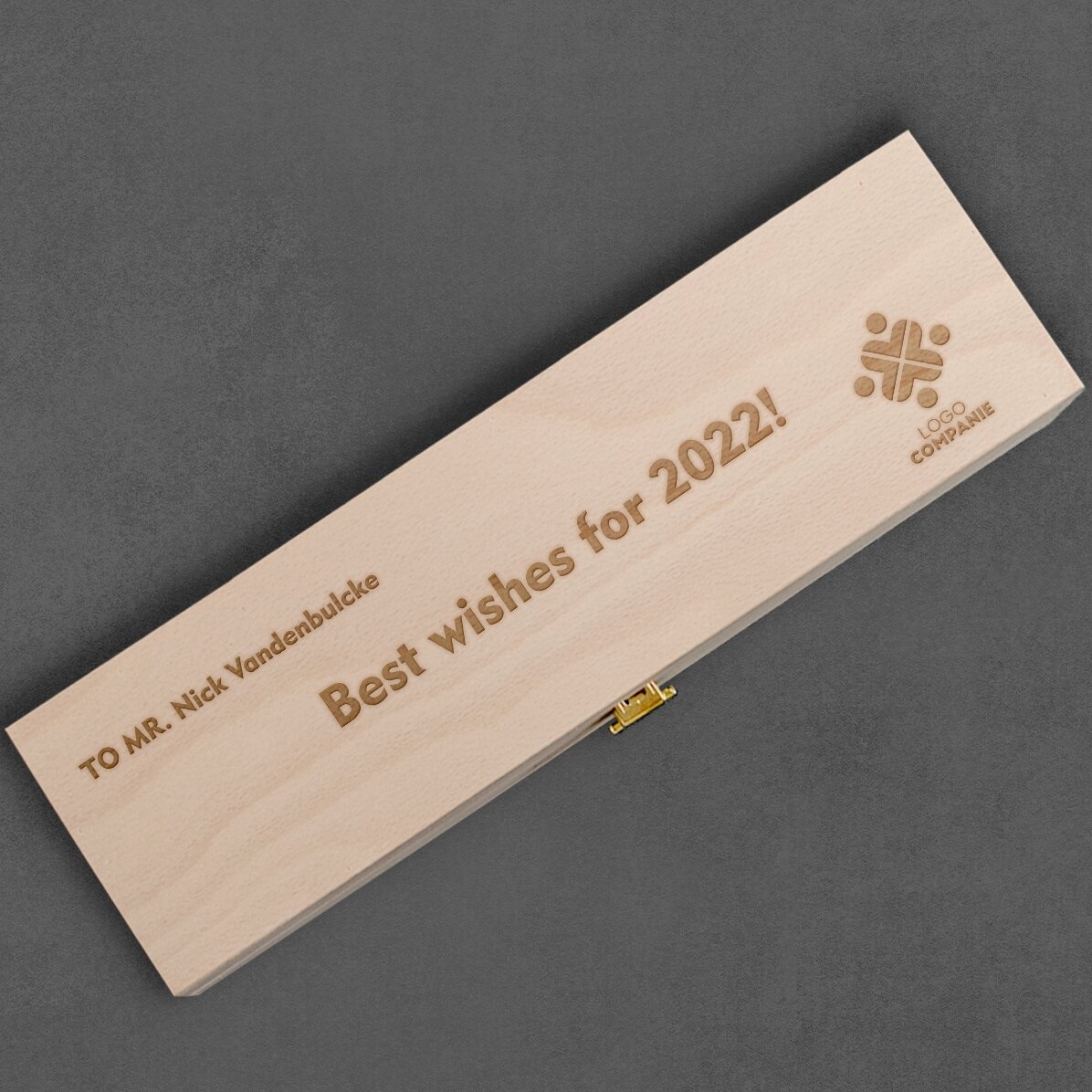 Caja de vino personalizada con logotipo y mensaje