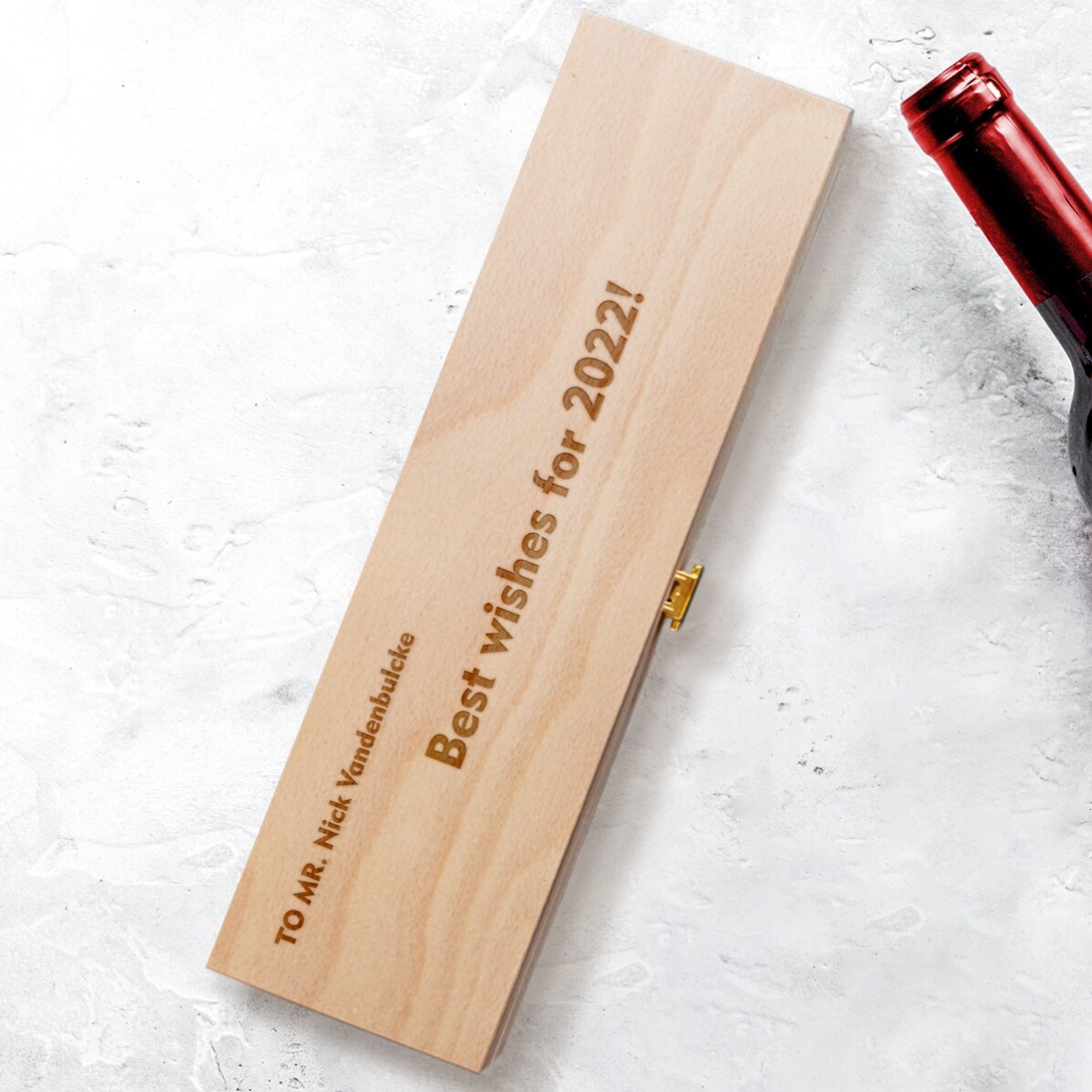 Caja de vino personalizada con logotipo y mensaje