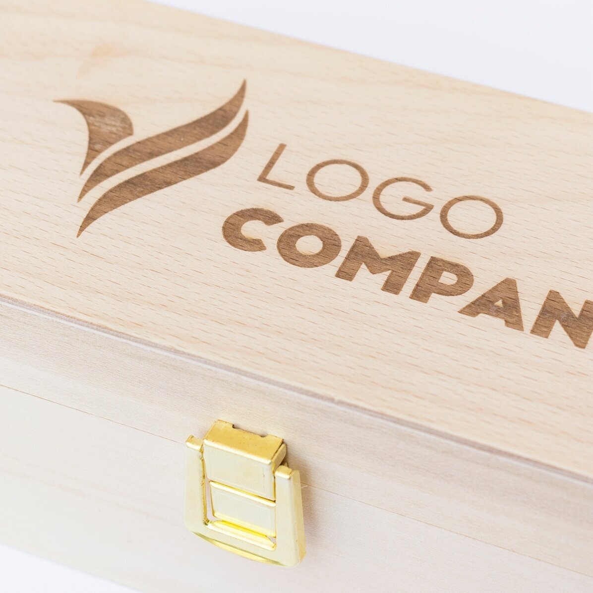 Caja de vino personalizada con logotipo