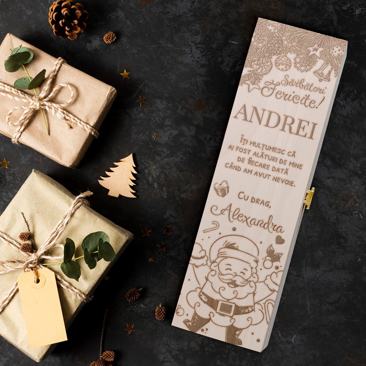 Caja de vino personalizada con un mensaje para la persona más importante: «Felices fiestas»