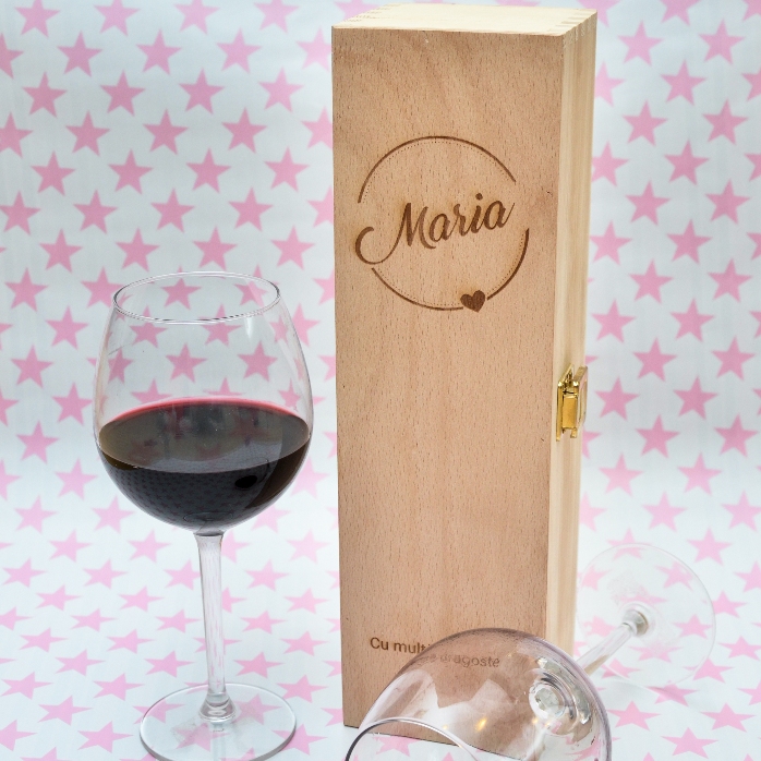 Caja de vino personalizada con nombre y texto