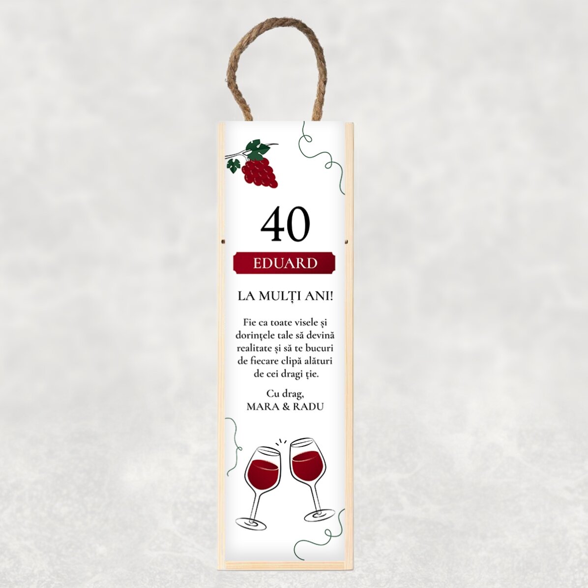Caja de vino personalizada con un mensaje para un cumpleaños