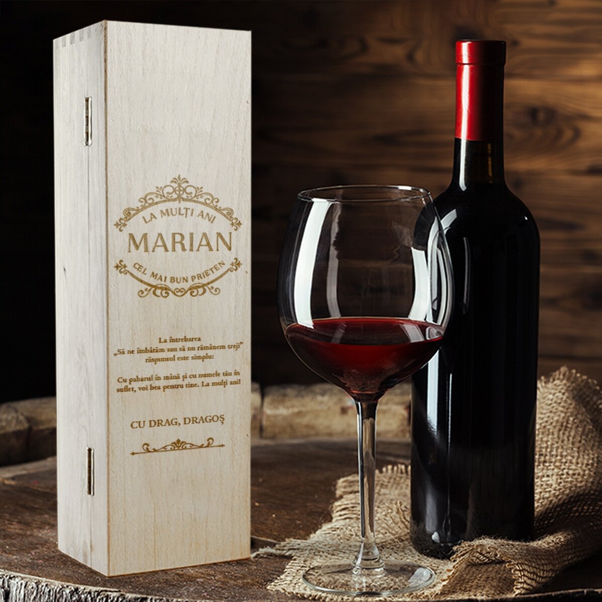 Caja de vino personalizada con un mensaje para el día del santo