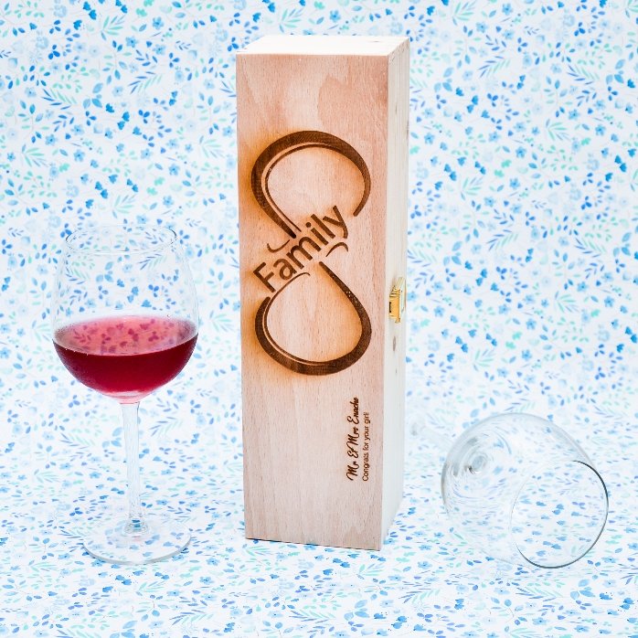 Caja de vino personalizada - Infinite Family