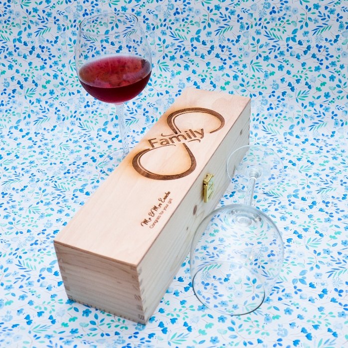 Caja de vino personalizada - Infinite Family
