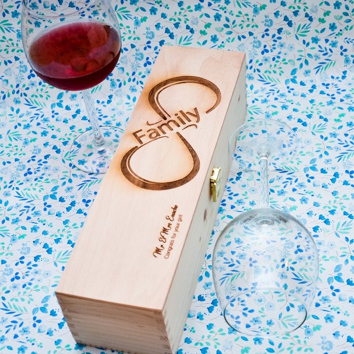 Caja de vino personalizada - Infinite Family